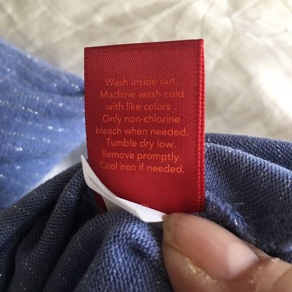 Jennifer Lopez Cut Out Dolman Top size S - Picture 5 of 6